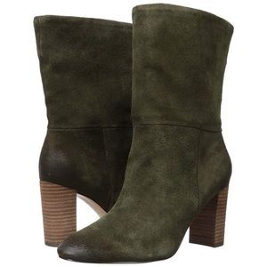 Charles David Burbank Bootie in Olive (Size 8)